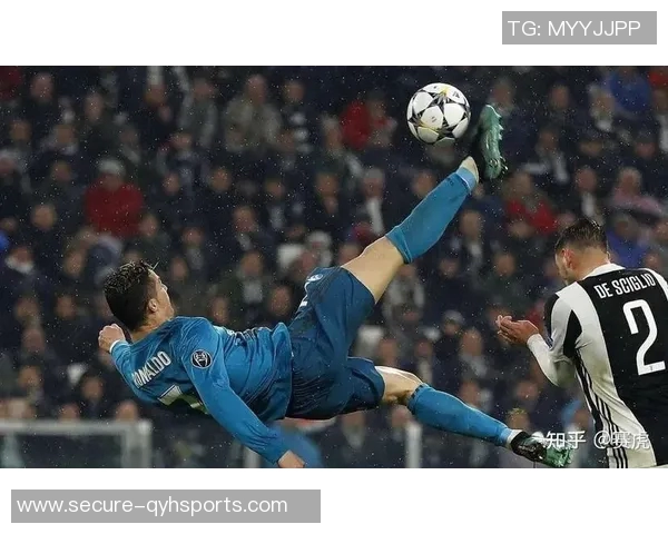 迪德朗与华沙军团激战正酣谁能在欧联杯中笑到最后