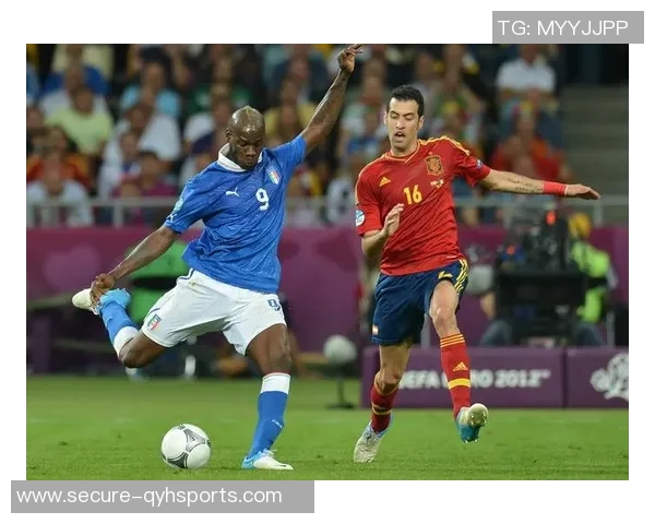 巴洛特利在欧洲杯上惊艳远射引发全场欢呼的瞬间回顾